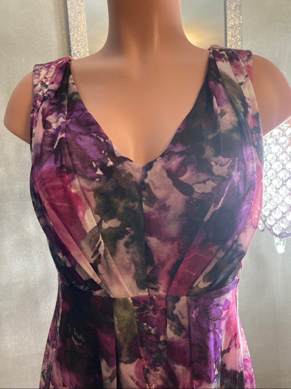 Women’s Purple Floral V-Neck Sleeveless Dress